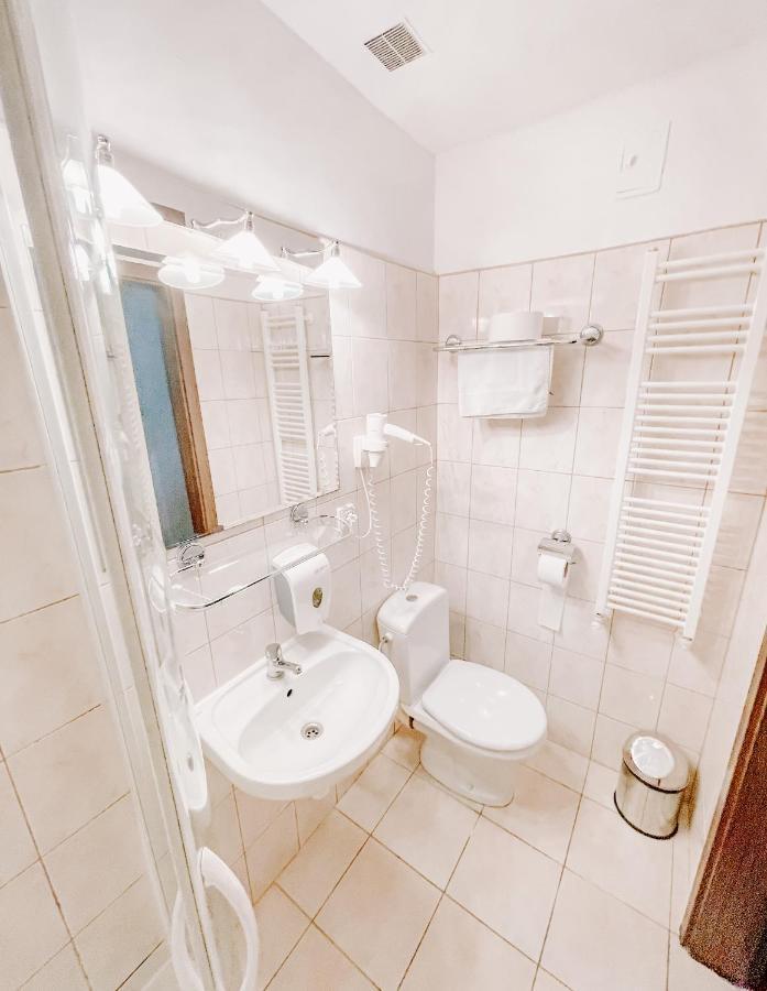 Promenada Zegrze Hotell Białobrzegi Eksteriør bilde