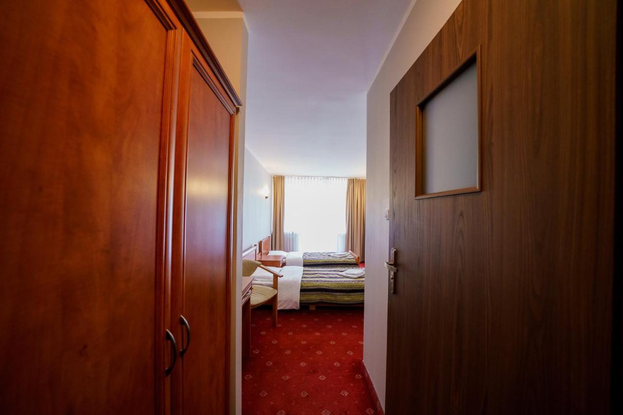 Promenada Zegrze Hotell Białobrzegi Eksteriør bilde